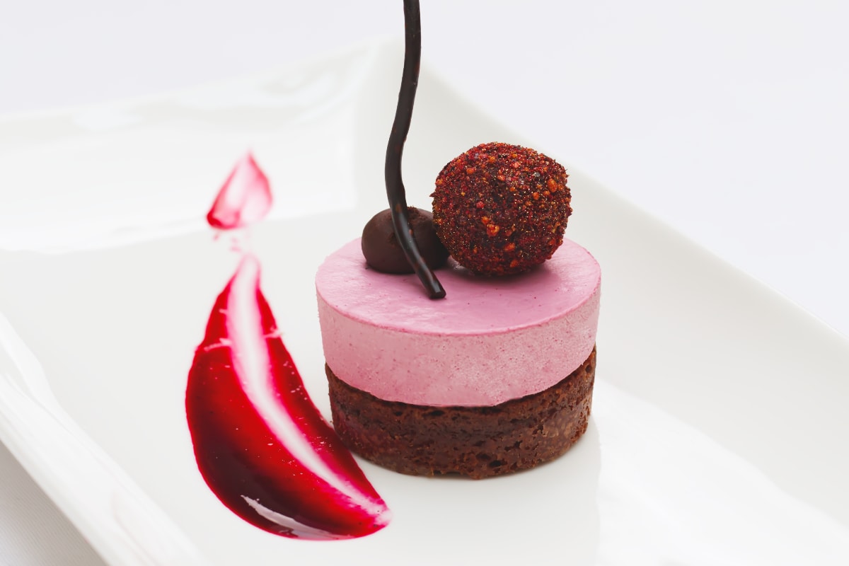 nytaar-2025-moerk-chokoladebrownie